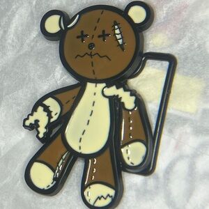 New Mobtown Cartoon Style 3D Battered & Beat Up Teddy Bear  Belt Buckle.
